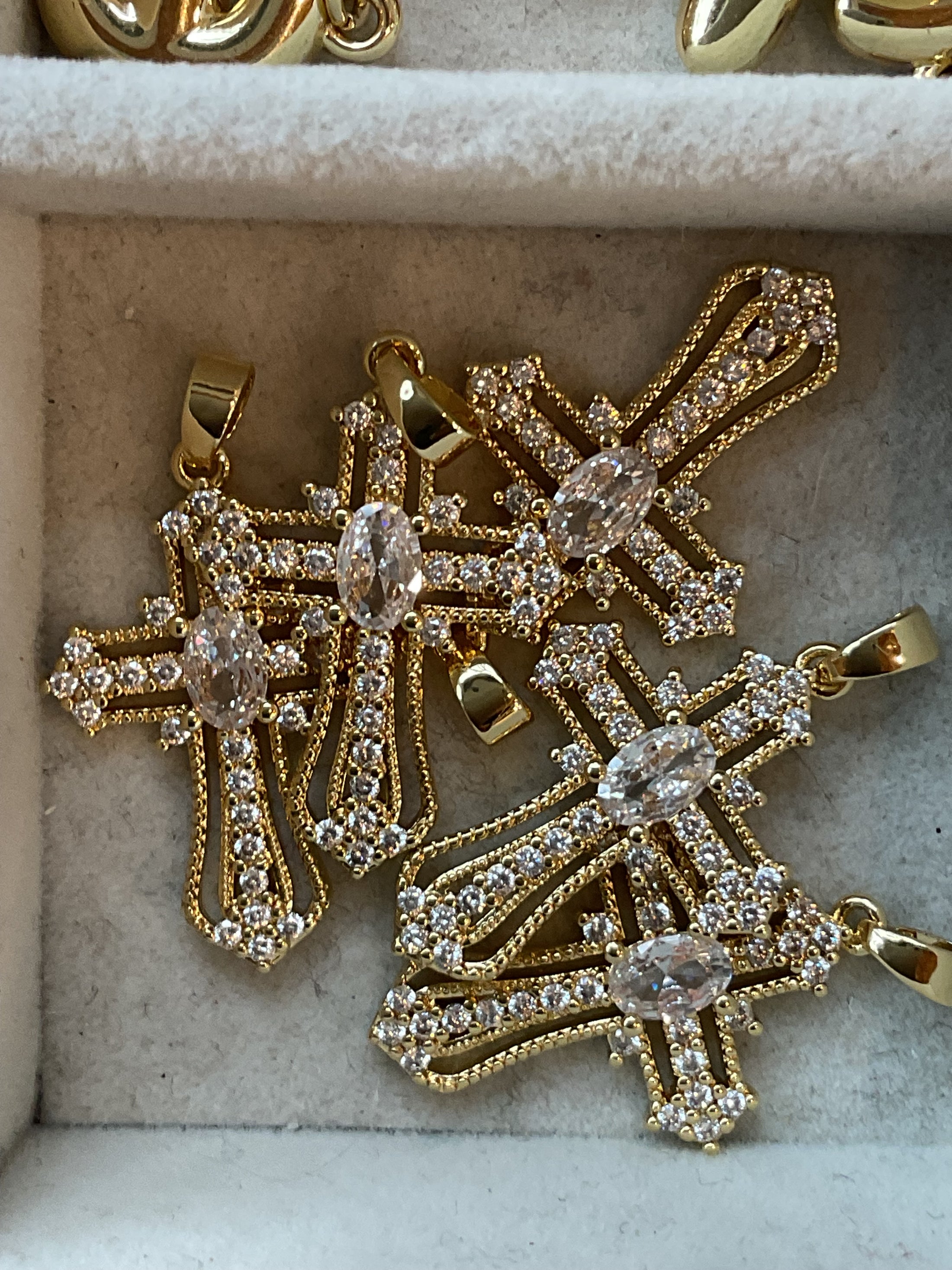 Beautiful gold filled CZ cross necklace pendent